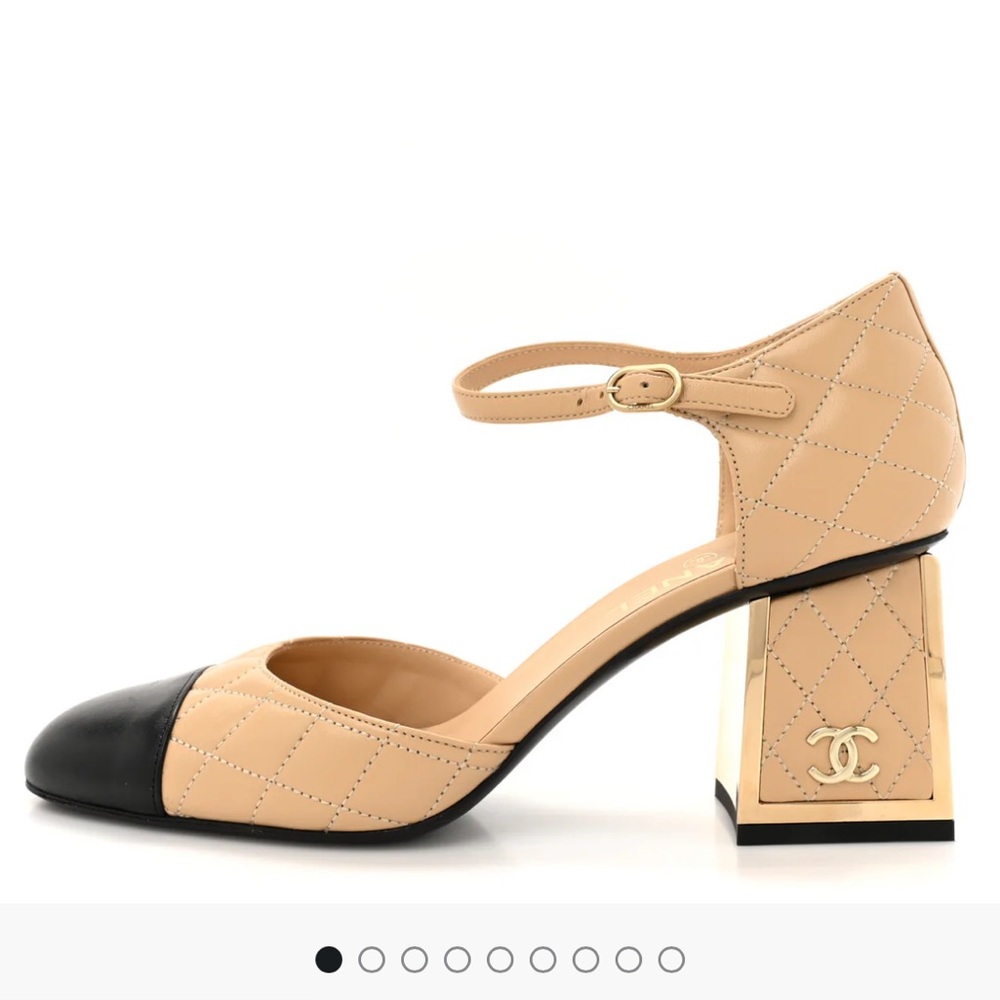 Authentic CHANEL Mary Janes Beige & Black Quilted square Heels 39 EU 9 US new